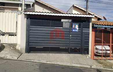 Imagem: A casa possui 2 Dormitórios, 2 Banheiros, 2 Vagas na garagem