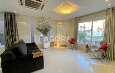 Imagem 3: Sobrado de três suítes em condomínio de Alto Padrão Sun Village na...