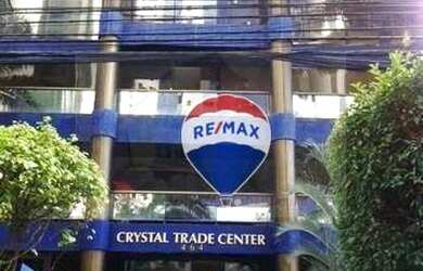 Imagem: O depósito possui 2 Vagas na garagem e 100m² de Área e está