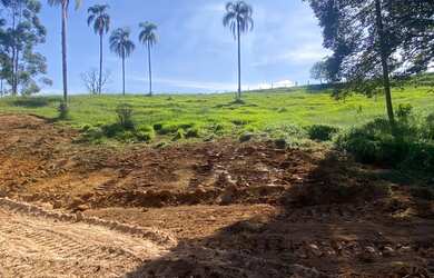 Imagem: O terreno possui 1.000m² de Área e está localizado em Jardim