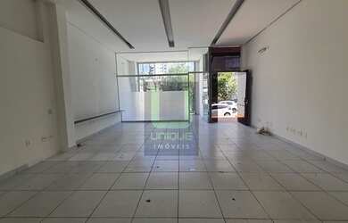 Imagem: O depósito possui 92m² de Área e está localizado em Sion