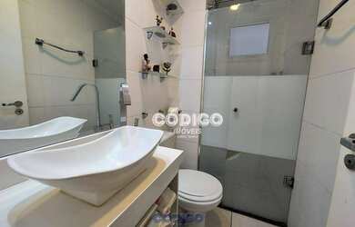 Imagem: O apartamento possui 3 Dormitórios, 2 Banheiros, 1 Vaga na