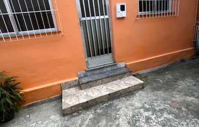 Imagem: A casa em condomínio possui 1 Dormitório e está localizado