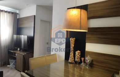 Imagem: O apartamento possui 2 Dormitórios, 1 Banheiro, 1 Vaga na garagem