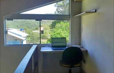 Imagem 15: Casa com amplo terreno na Praia do Rosa - Conforto e localização privilegiada