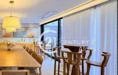 Imagem: A casa em condomínio possui 5 Dormitórios, 5 Banheiros, 4