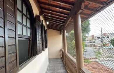 Imagem 6: Casa a venda no Betania. 285m² de Área, 2 Vagas na garageme4 Dormitórios