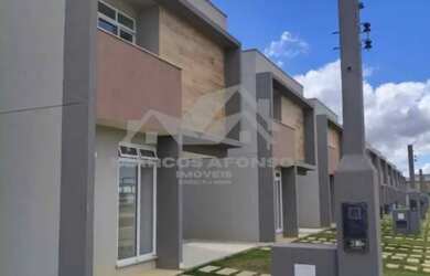 Imagem: A casa em condomínio possui 3 Dormitórios, 4 Banheiros, 2