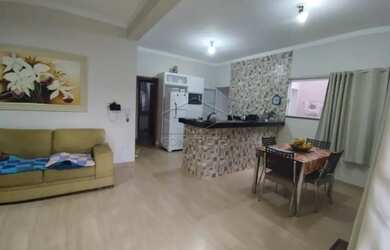 Imagem 7: Casa Padrão em Jaú. Piscina, 12m² de Área, 2 Vagas na garageme2 Dormitórios