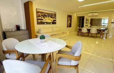 Imagem: O apartamento possui 3 Dormitórios, 2 Banheiros, 1 Vaga na