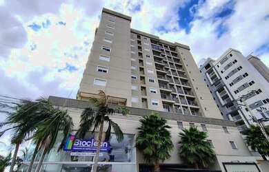 Imagem: O apartamento possui 2 Dormitórios, 1 Banheiro, 2 Vagas na