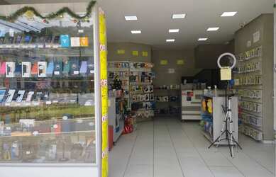 Imagem: O depósito possui 1 Vaga na garagem, 180m² de Área e está