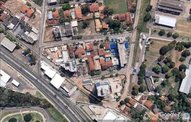 Imagem: A casa possui 3 Dormitórios, 1 Banheiro, 5 Vagas na garagem