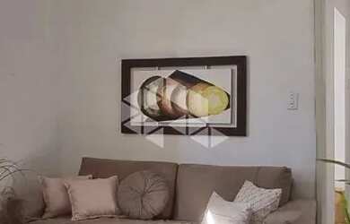 Imagem: O apartamento possui 3 Dormitórios, 1 Banheiro, 94m² de Área