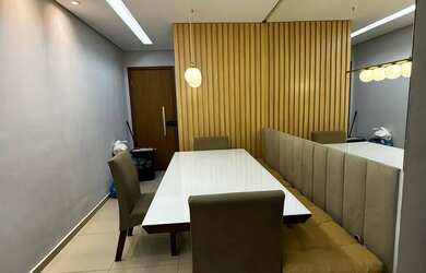 Imagem: O apartamento possui 3 Dormitórios, 2 Banheiros, 1 Vaga na