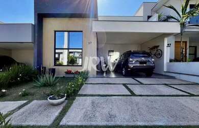 Imagem: A casa em condomínio possui 3 Dormitórios, 4 Banheiros, 4