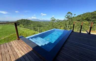 Imagem 1: Casa Alto Padrão em Área Rural Vista Surreal Porteira Fechada