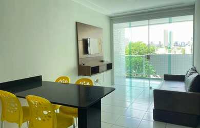 Imagem: O apartamento possui 2 Dormitórios, 2 Banheiros, 2 Vagas na