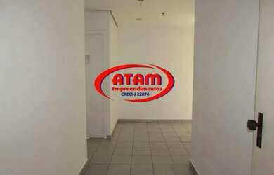 Imagem: O depósito possui 1 Vaga na garagem e 32m² de Área e está