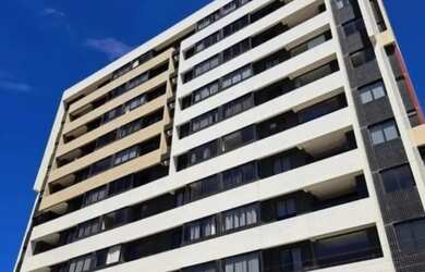 Imagem: O apartamento possui 1 Dormitório, 1 Banheiro, 1 Vaga na garagem