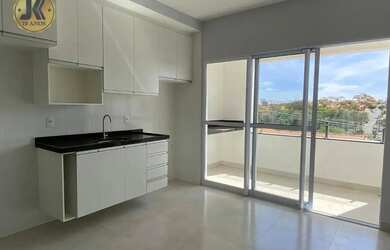 Imagem: O apartamento possui 2 Dormitórios, 2 Banheiros, 2 Vagas na