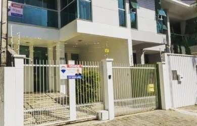 Imagem: A casa possui 3 Dormitórios, 4 Banheiros, 1 Vaga na garagem