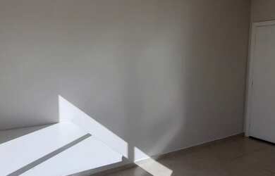 Imagem: A casa em condomínio possui 2 Dormitórios, 1 Banheiro, 2 Vagas