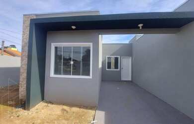 Imagem: A casa possui 2 Dormitórios, 1 Banheiro, 1 Vaga na garagem