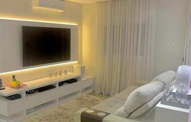 Imagem: O apartamento possui 2 Dormitórios, 2 Banheiros, 2 Vagas na