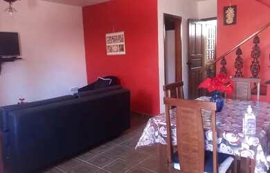 Imagem: A casa em condomínio possui 2 Dormitórios, 2 Banheiros, 1