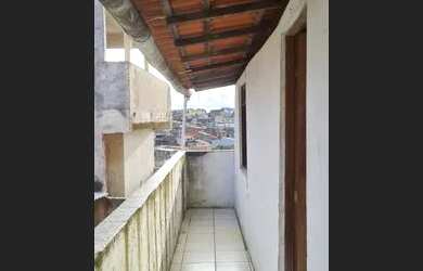 Imagem: A casa possui 2 Dormitórios, 1 Banheiro e está localizado