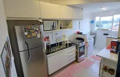 Imagem: O apartamento possui 1 Dormitório, 1 Banheiro, 1 Vaga na garagem