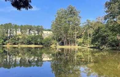 Imagem 1: Lote em condomínio alto padrão