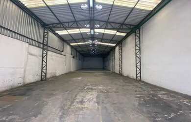 Imagem: O depósito possui 500m² de Área e está localizado em Lapa