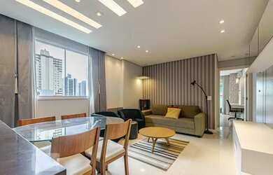 Imagem: O apartamento possui 1 Dormitório, 1 Banheiro, 1 Vaga na garagem