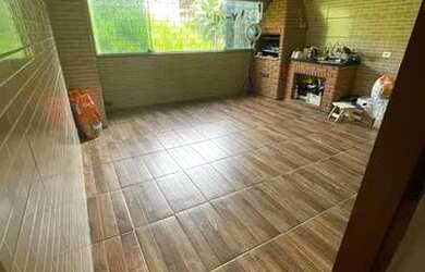 Imagem: A casa possui 3 Dormitórios, 2 Banheiros, 1 Vaga na garagem