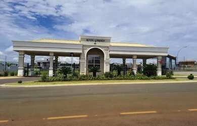 Imagem: O terreno possui 300m² de Área e está localizado em Parque