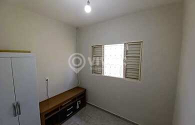 Imagem 7: Casa de rua - / Residencial / Jardim Virgínia