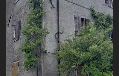 Imagem: A casa em condomínio possui 3 Dormitórios, 2 Banheiros, 2