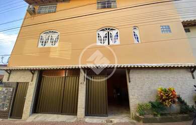 Imagem: A casa possui 5 Dormitórios, 5 Banheiros, 1 Vaga na garagem