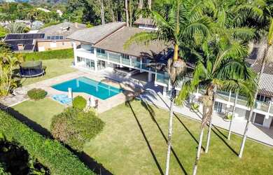 Imagem 6: Casa em condomínio indisponível com 8 quartos, sendo 8 suítes , 1,100m²