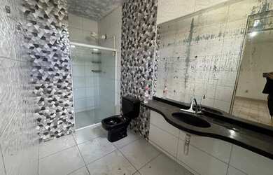 Imagem 9: Casa de esquina à venda no bairro Santa Rosa