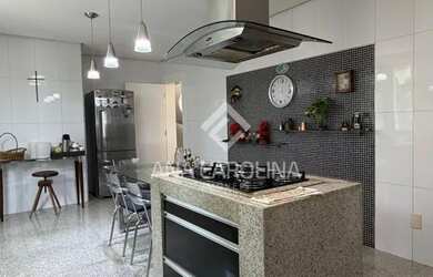 Imagem 13: Mansão Encantadora à Venda no Bairro Ibituruna