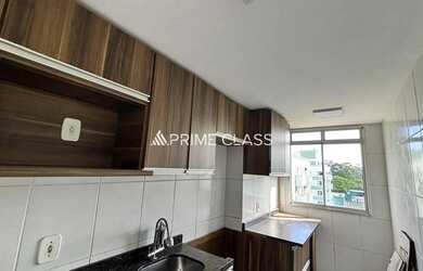 Imagem: O apartamento possui 3 Dormitórios, 1 Banheiro, 1 Vaga na garagem