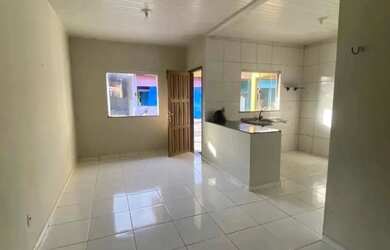 Imagem: A casa possui 2 Dormitórios, 1 Banheiro e está localizado