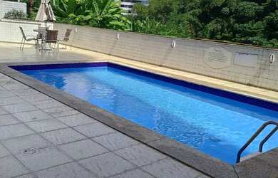 Imagem 9: Quarto e sala - Candeal. Piscina, Ar-condicionado, 43m² de Áreae1 Vaga...