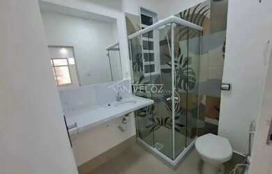 Imagem: A kitnet possui 1 Banheiro, 30m² de Área e está localizado