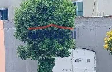 Imagem: A casa possui 4 Dormitórios, 4 Banheiros, 4 Vagas na garagem