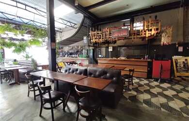 Imagem: O depósito possui 729m² de Área e está localizado em Vila