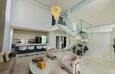 Imagem: A casa possui 3 Dormitórios, 4 Banheiros, 4 Vagas na garagem